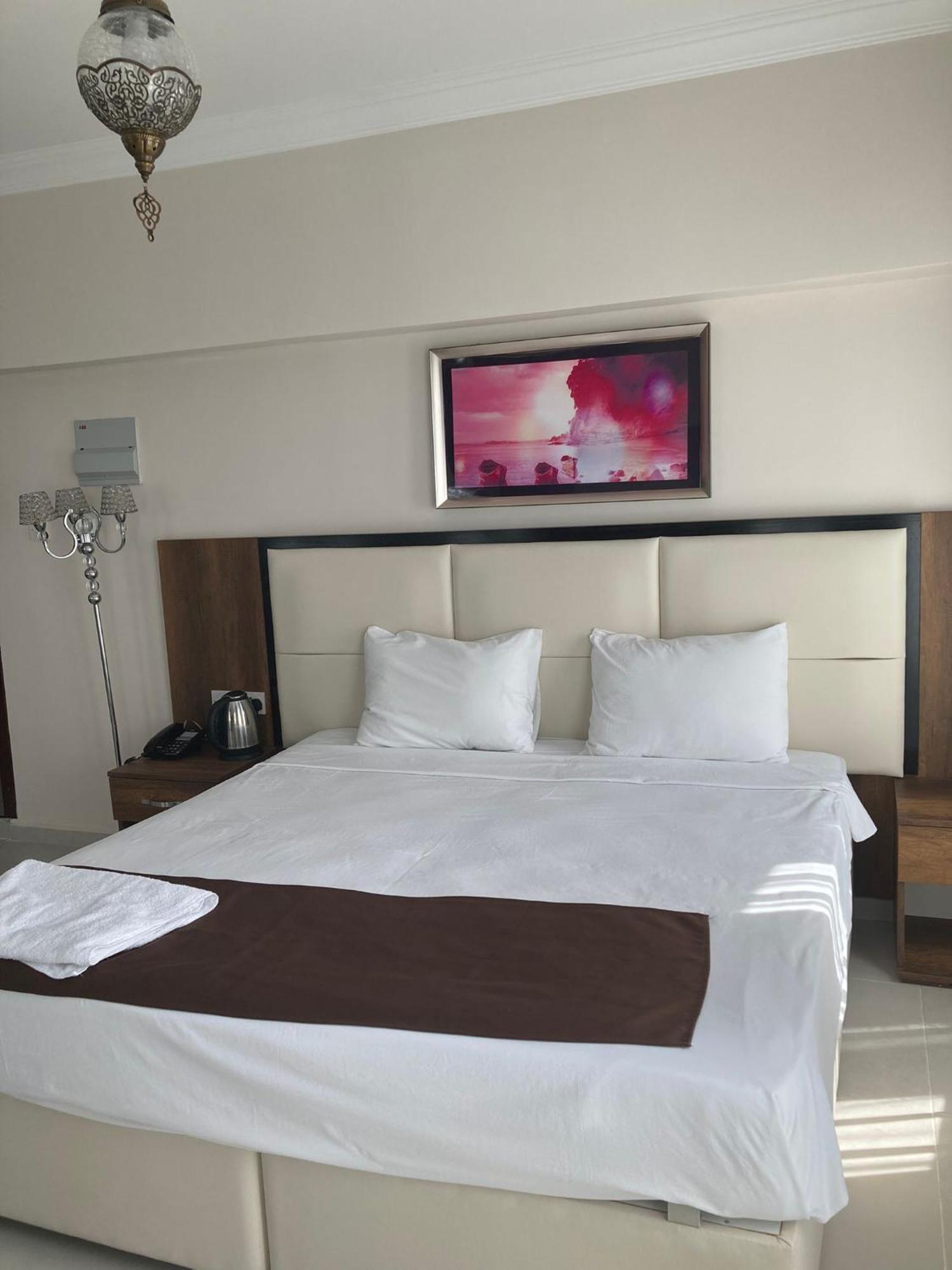 En Kaya Hotel Nicosia Eksteriør billede